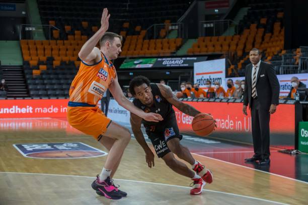 一反应往往 一反应往往